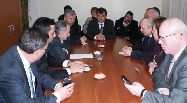 Глава Меджлісу Мустафа Джемілєв зустрівся з губернатором міста Ескішехір Кадиром Кочдеміром