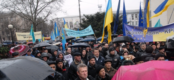 Вимоги учасників Всекримського мітингу проти встановлення диктатури в Україні