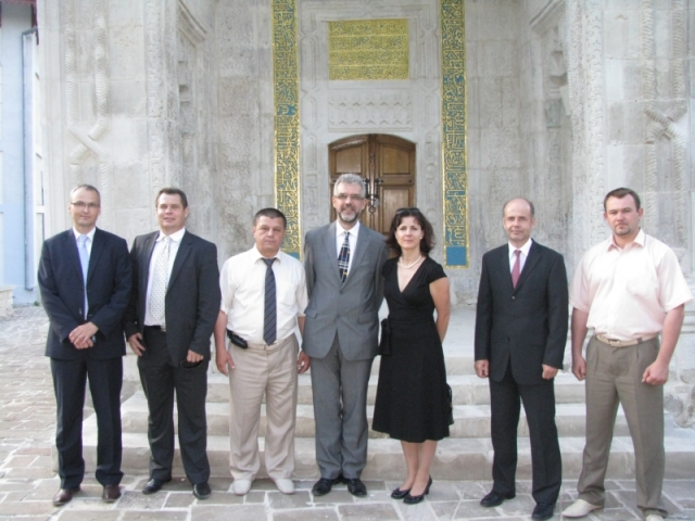 Meclis reisi Mustafa Cemilev Çehiya Cumhuriyeti Tışqı işler naziriniñ birinci muavini Yirji Şnayder ile körüşti