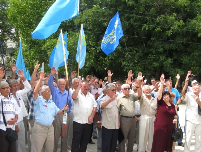 Umumavropa stalinizm ve natsizm qurbanları hatırası kününe bağışlanğan kütleviy sürgünlik ve qatller qurbanlarınıñ hatırasını saqlamaq içün keçirilgen Bütünqırım informatsion piketniñ QARARI