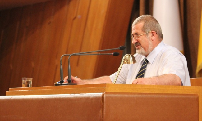 Refat Chubarov Spoke His Native Crimean Tatar Language from Tribune of Verkhovna Rada of Crimea