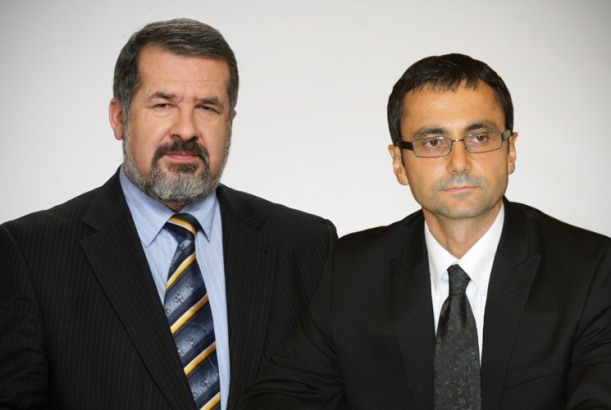 Refat Çubarov Türkiye Cumhuriyetiniñ Odessadaki Baş konsulı Huseyn Ergani ile körüşti