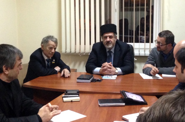 Presidium of Mejlis Demands Calling of Special Session of Verkhovna Rada of Ukraine to Abrogate Jaws Adopted on January 16, 2014 and Adopt Decisions Aimed at Peaceful Solution of Situation