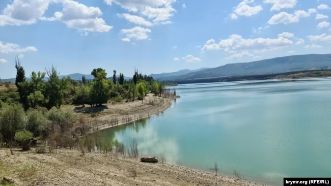 Білогірське водосховище в окупованому Криму почало міліти