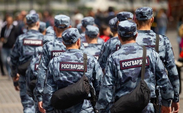 “DHC”de hızmet etmeleri içün Qırımnıñ sakinlerini Rusgvardiyasına çağıralar