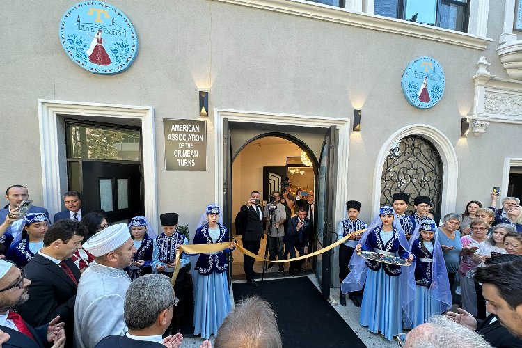 Nyü-Yorkta cami ve Qırımtatar medeniyet merkezi açıldı
