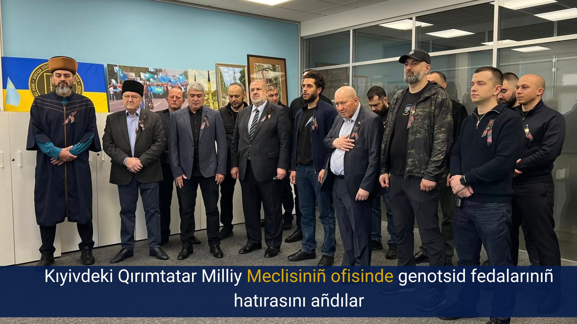 Kıyivdeki Qırımtatar Milliy Meclisiniñ ofisinde genotsid fedalarınıñ hatırasını añdılar