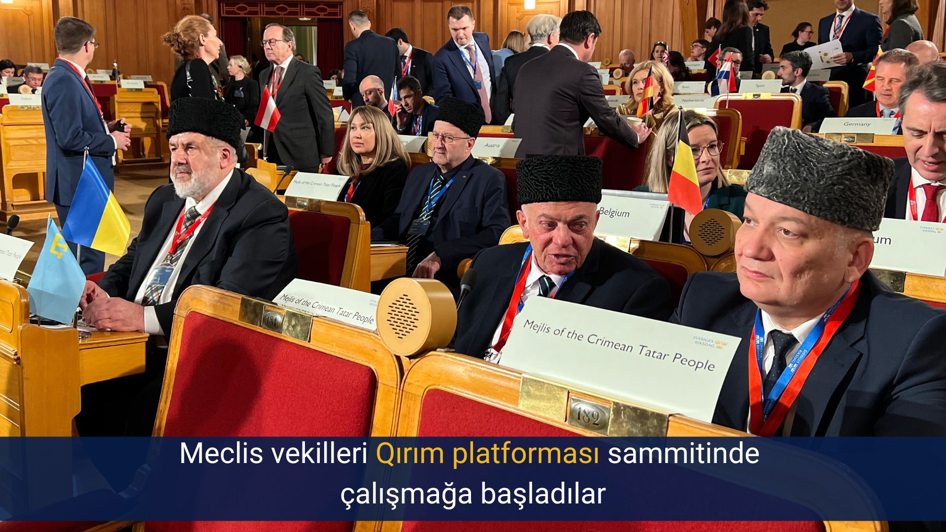 Meclis vekilleri Qırım platforması sammitinde çalışmağa başladılar